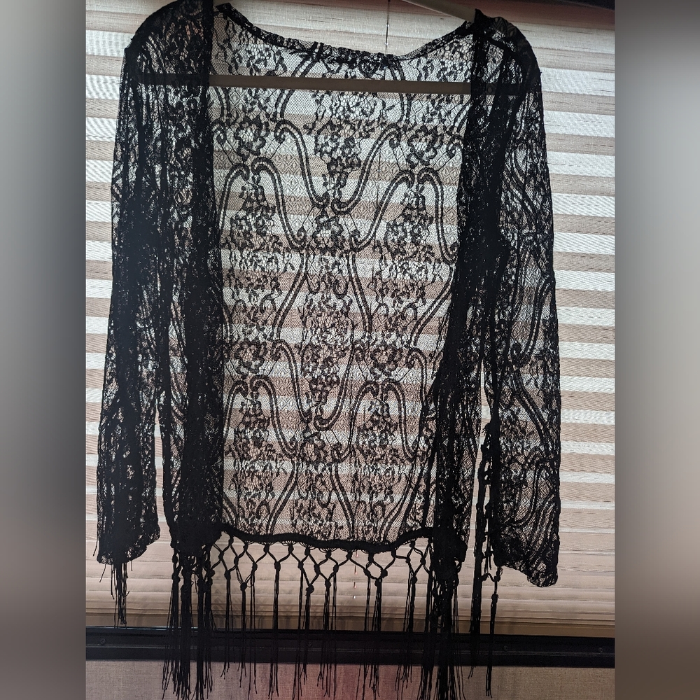 Lace kimono